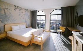 Shi House By Haviland